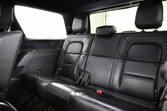 Used 2019 Lincoln Navigator Reserve w/ Cargo Package AWD/4WD image 13