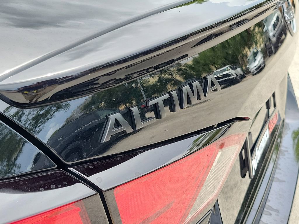 New 2026 Nissan Altima 2.5 SR FWD image 10