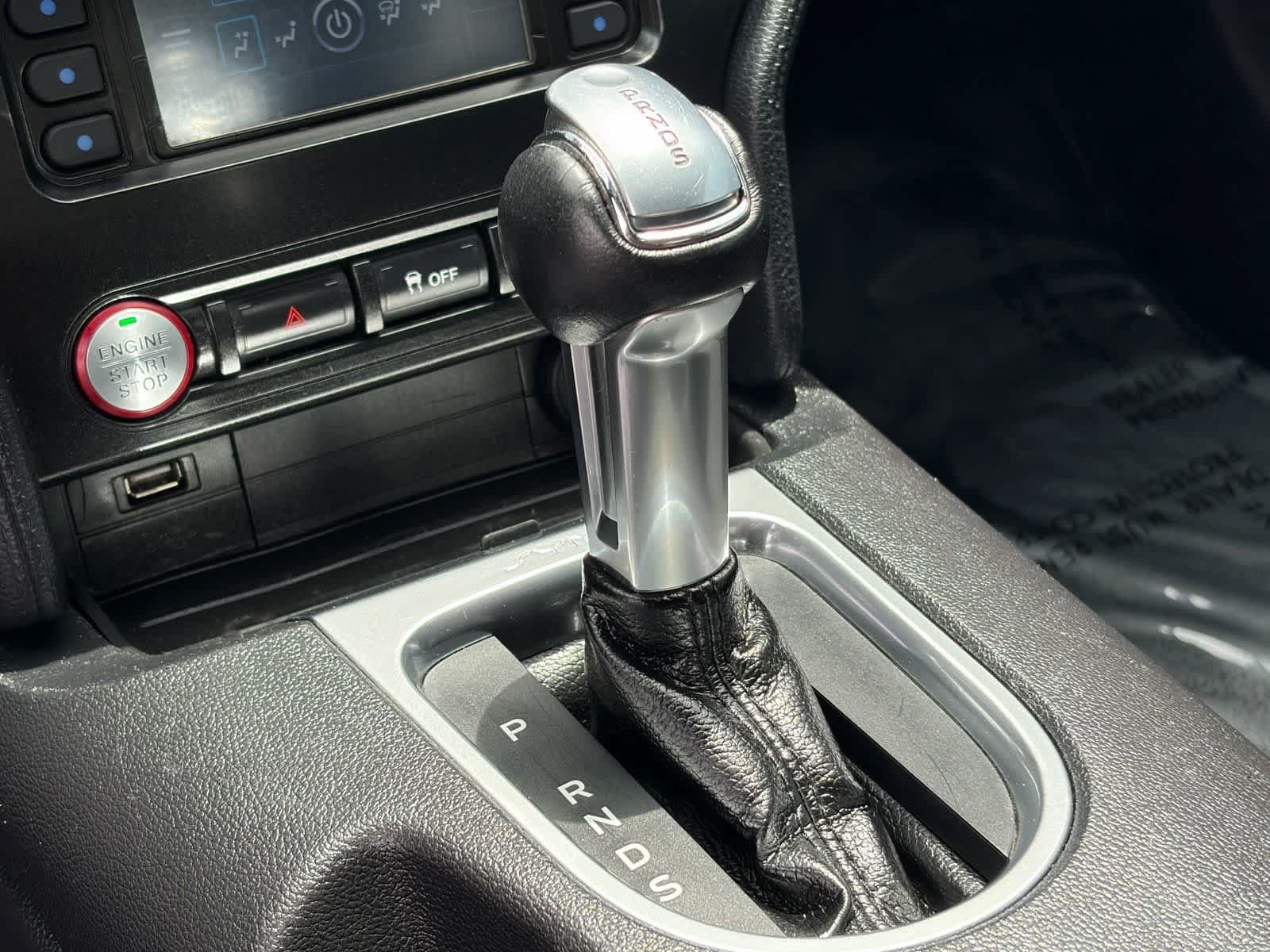 Used 2019 Ford Mustang Coupe RWD image 24