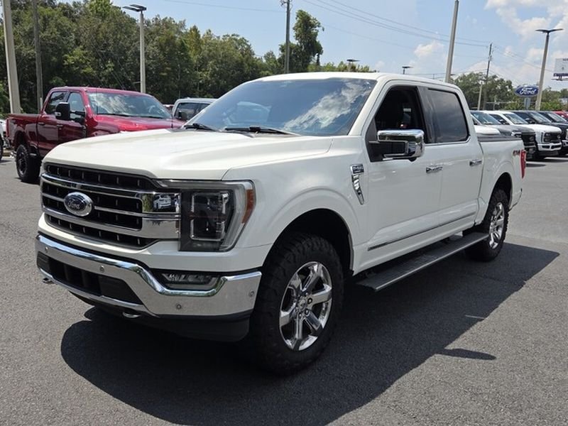 Used 2021 Ford F150 Lariat w/ Equipment Group 502A High AWD/4WD image 3