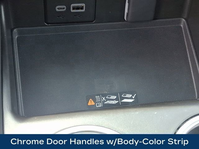 Used 2024 Chevrolet Suburban High Country AWD/4WD image 25
