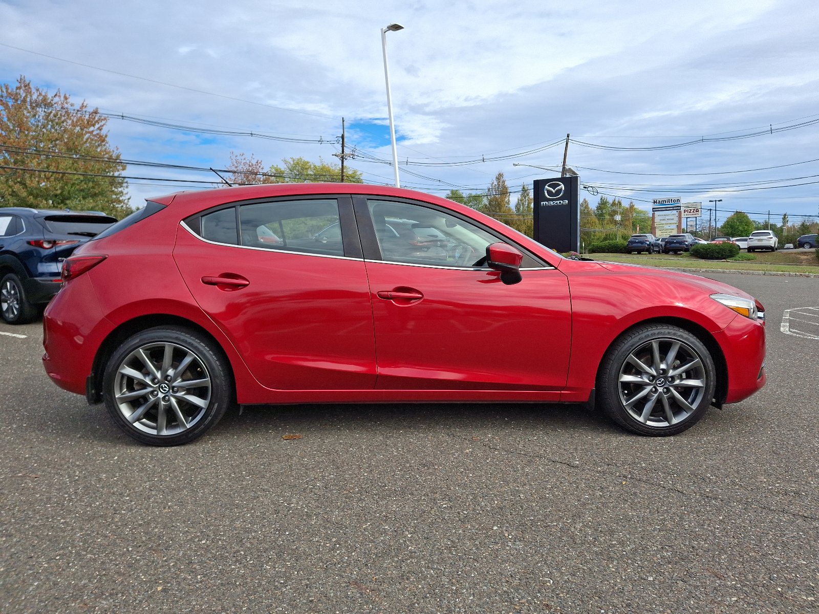 Used 2018 MAZDA MAZDA3 Touring image 7