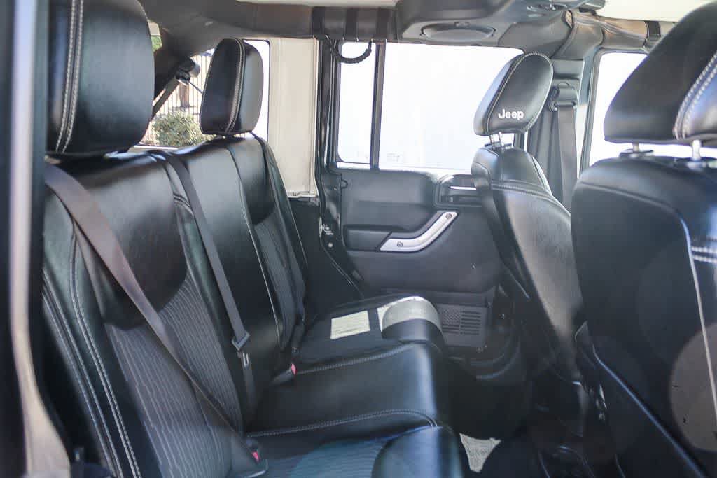 Used 2014 Jeep Wrangler Unlimited Sport AWD/4WD image 15
