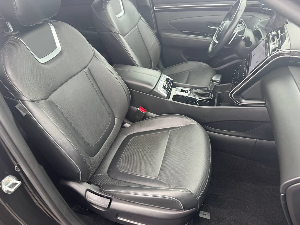 Used 2022 Hyundai Santa Cruz Limited AWD/4WD image 16