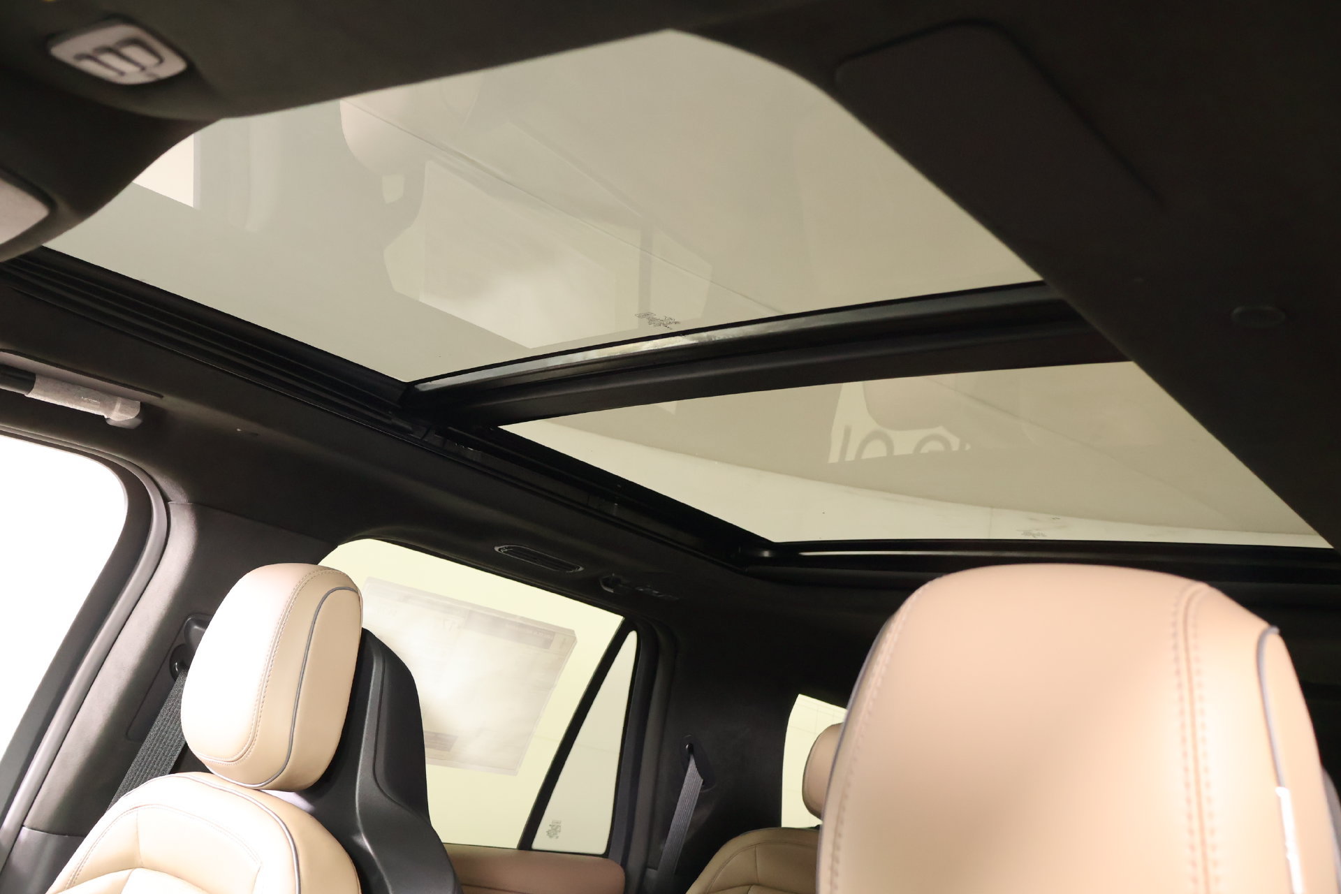 New 2027 Lincoln Navigator L Black Label AWD/4WD image 17