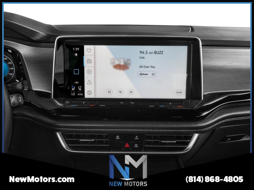 Used 2024 Volkswagen Atlas Cross Sport SE w/ Panoramic Sunroof Package AWD/4WD image 7