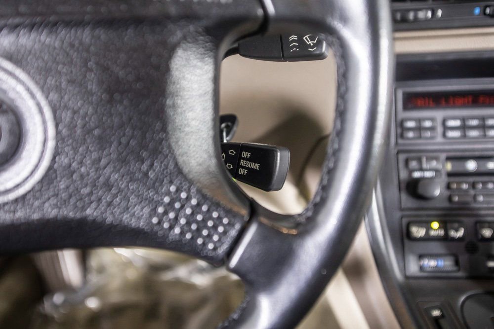 Used 1993 BMW 850Ci image 32