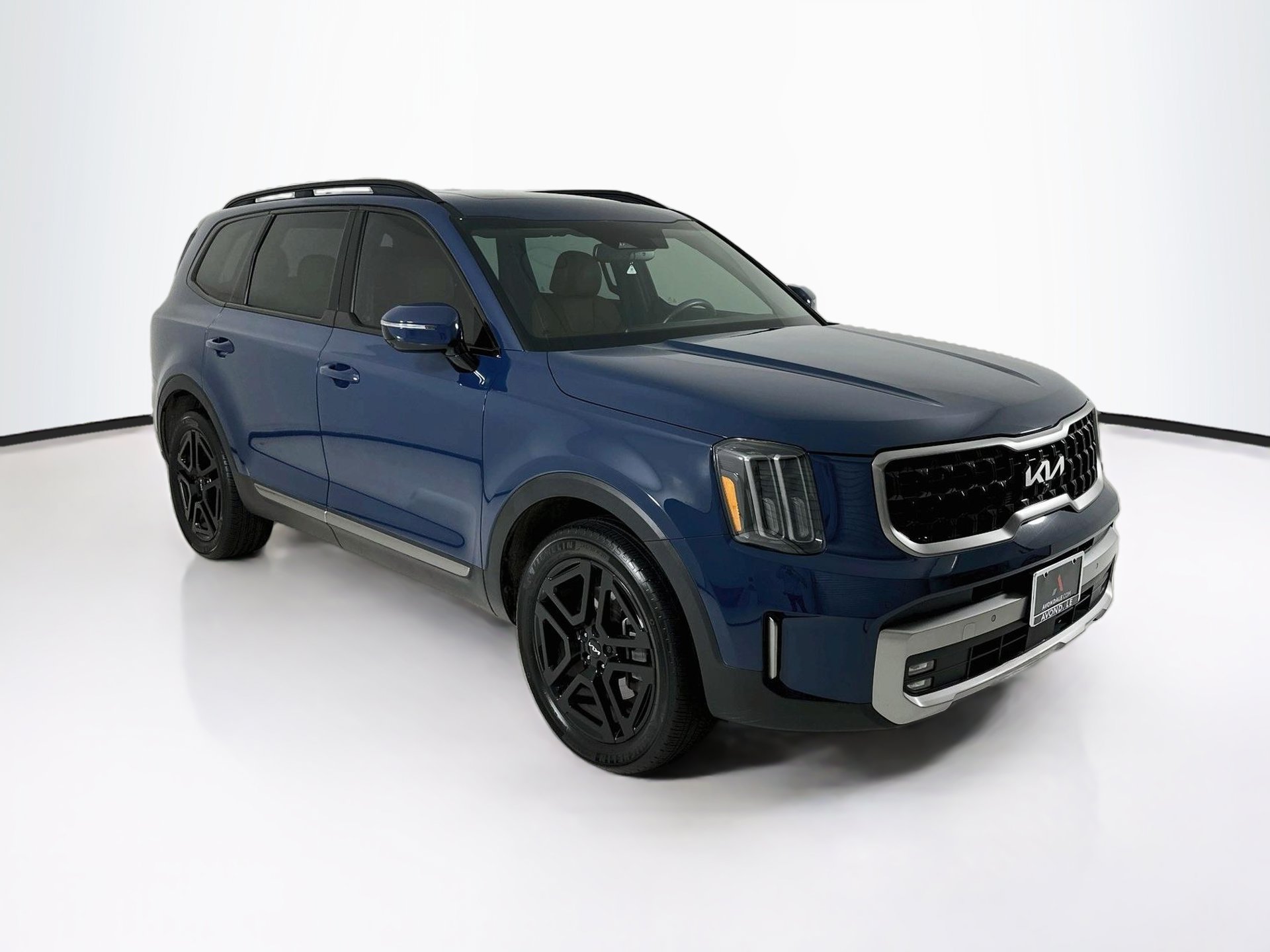 Used 2023 Kia Telluride SX X-Line AWD/4WD image 1