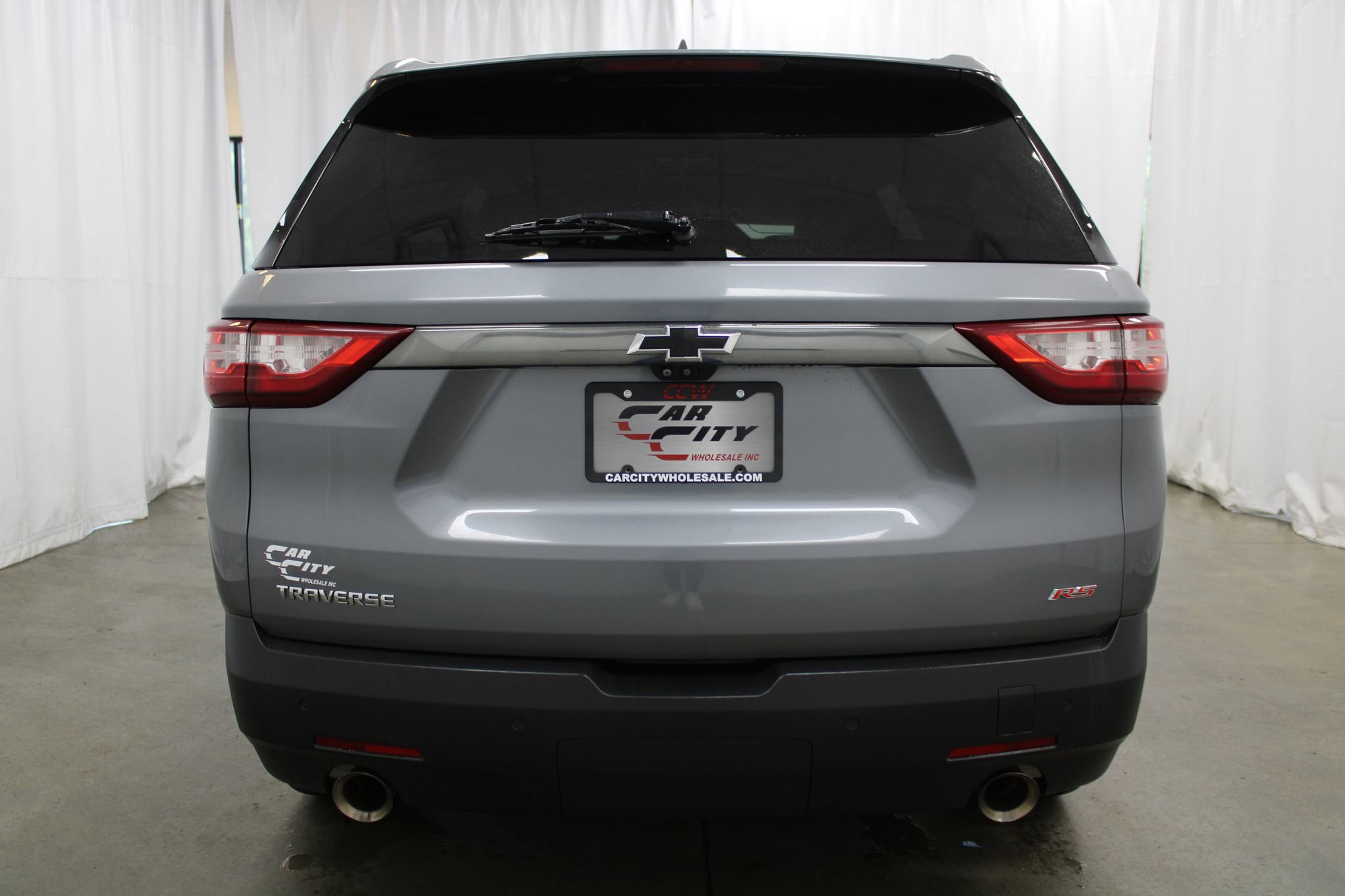 Used 2020 Chevrolet Traverse RS w/ LPO, Floor Liner Package FWD image 7