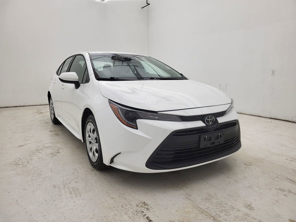 Used 2024 Toyota Corolla LE image 8