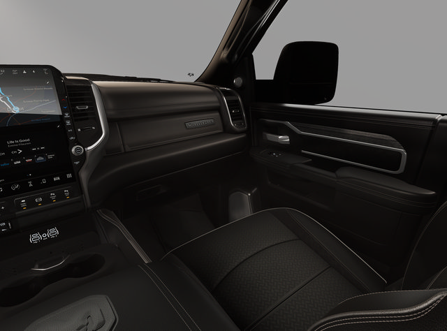 New 2026 RAM 2500 Laramie AWD/4WD image 7