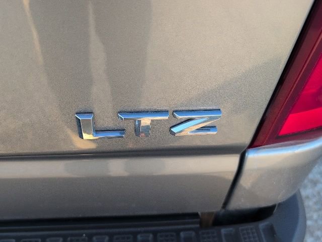 Used 2024 Chevrolet Silverado 2500 LTZ w/ LTZ Convenience Package image 23