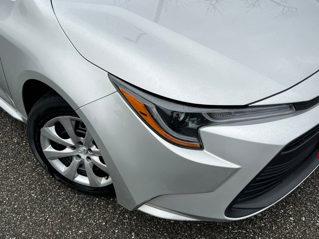 Certified 2025 Toyota Corolla LE image 2