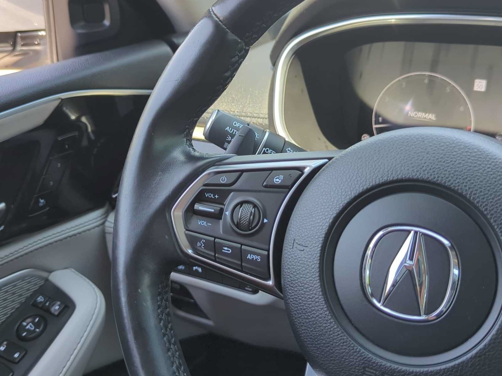 Used 2023 Acura MDX SH-AWD w/ Advance Package image 19