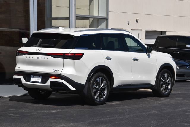 Used 2025 INFINITI QX60 Luxe image 8