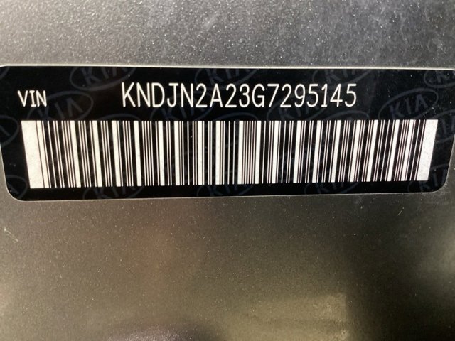 Used 2016 Kia Soul image 12