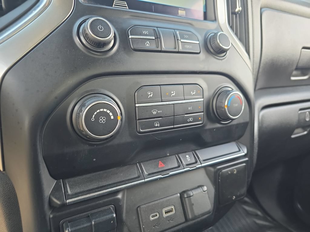 Used 2020 Chevrolet Silverado 2500 LT AWD/4WD image 24