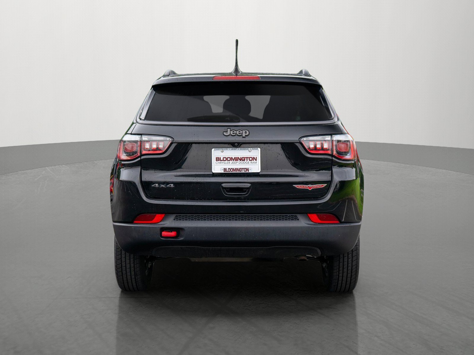 Used 2019 Jeep Compass Trailhawk w/ Cold Weather Group AWD/4WD image 6