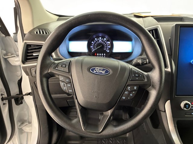 Used 2022 Ford Edge SE w/ Black Appearance Package AWD/4WD image 22