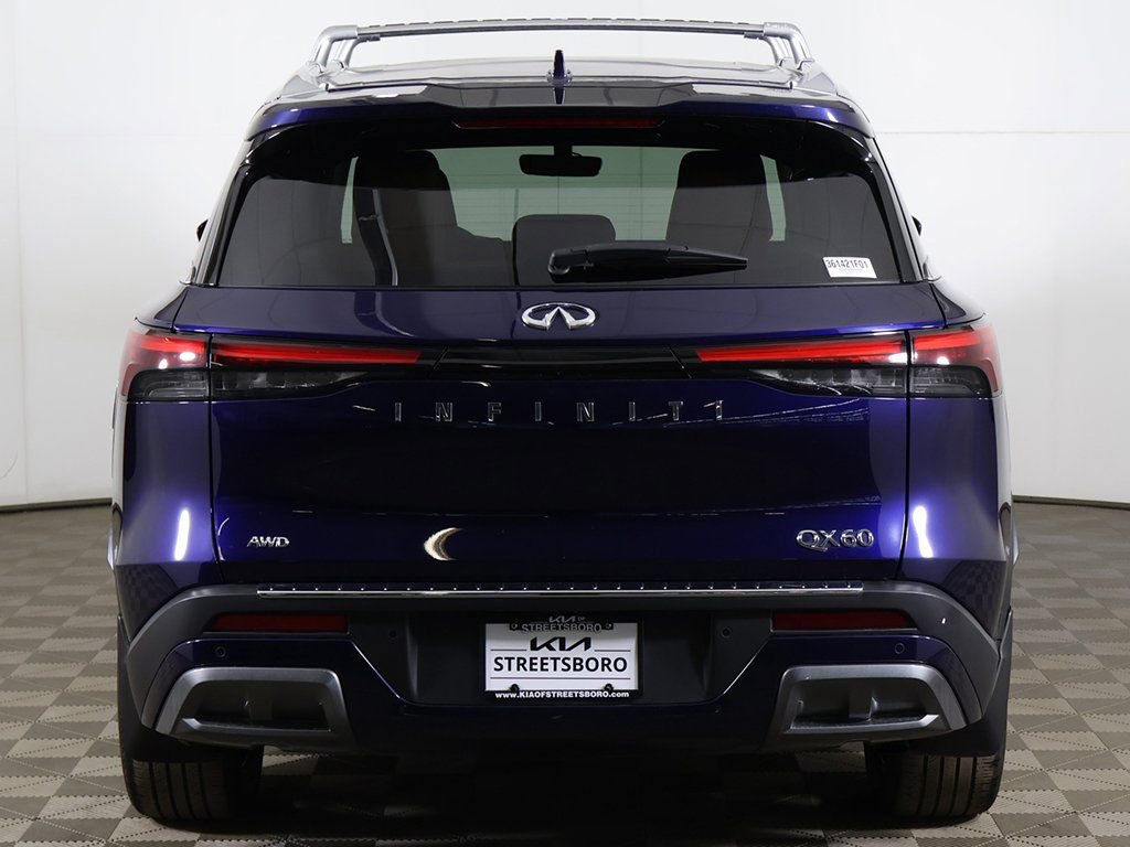 Used 2023 INFINITI QX60 Sensory w/ Cargo Package image 18