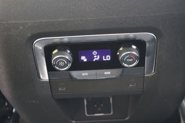 Used 2025 Chevrolet Tahoe LS AWD/4WD image 21