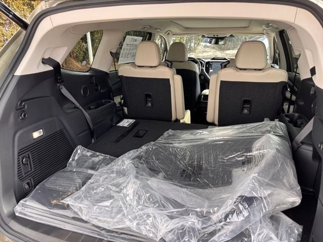 New 2026 Subaru Ascent Limited AWD/4WD image 20