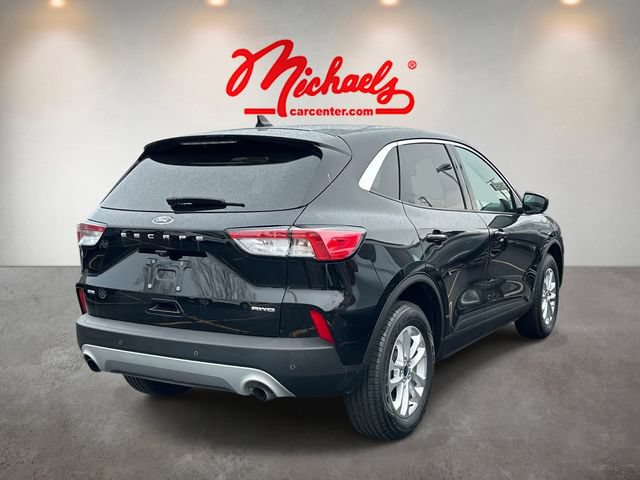 Used 2022 Ford Escape SE AWD/4WD image 2