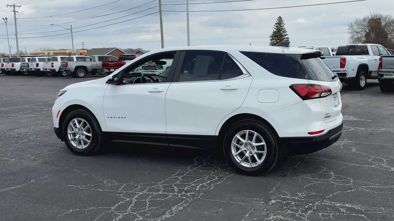 Certified 2024 Chevrolet Equinox LT FWD image 6