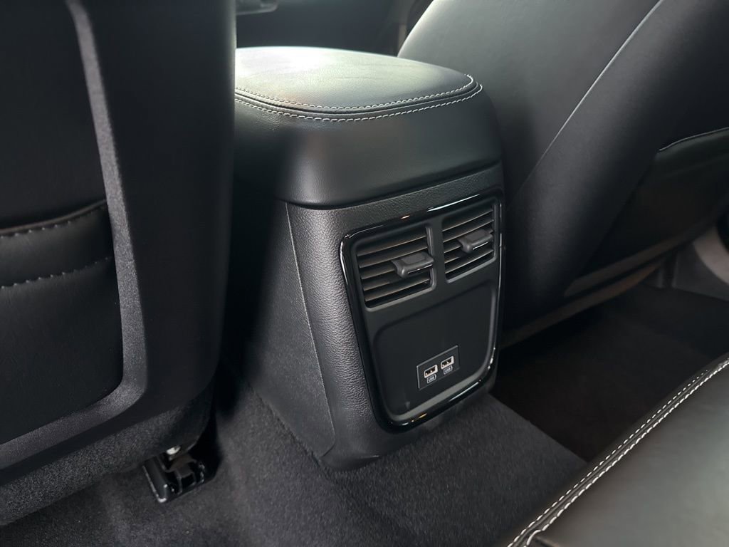 Used 2022 Chrysler 300 S w/ Safetytec Plus Group image 32