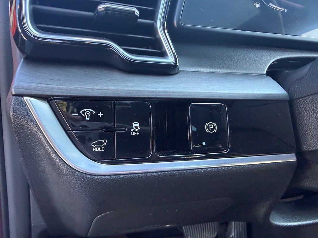 Used 2024 Kia Sportage X-Line w/ X-Line Premium Package AWD/4WD image 18