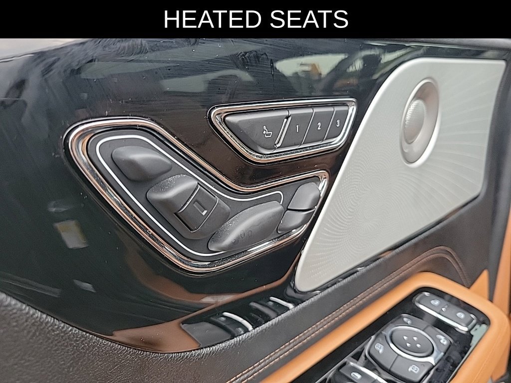 Used 2024 Lincoln Aviator Black Label AWD/4WD image 17