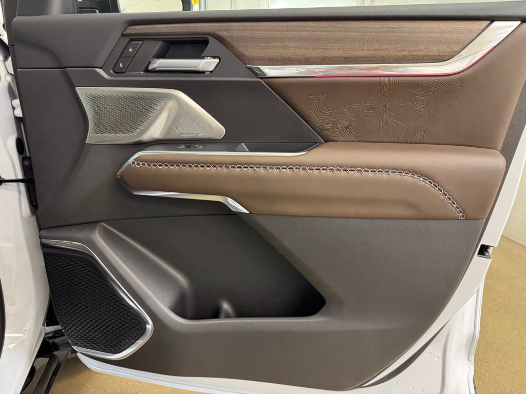 New 2026 GMC Acadia Denali Ultimate w/ LPO, Floor Liner Package image 28