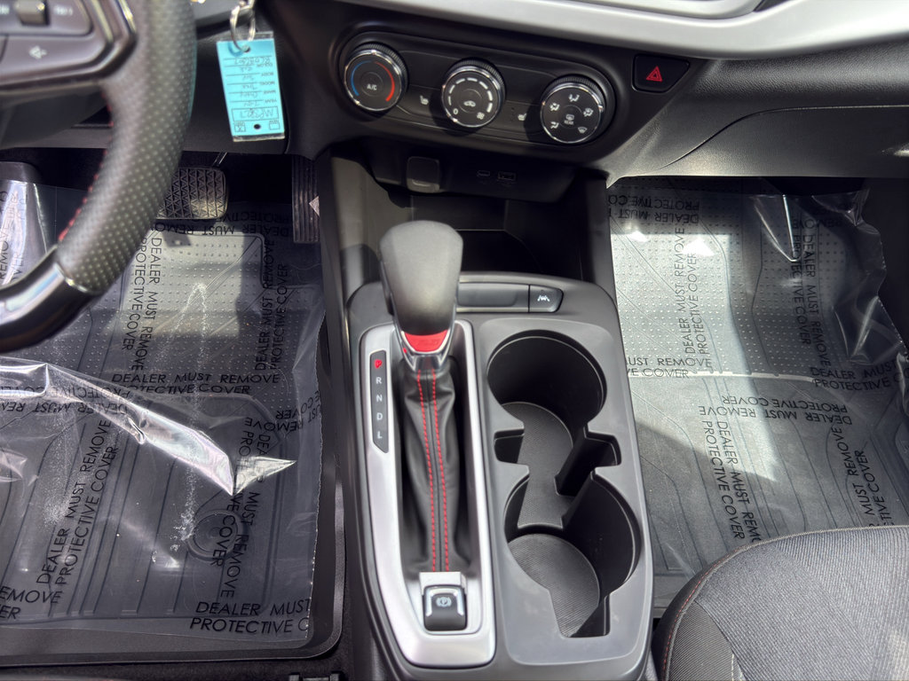 Used 2024 Chevrolet Trax RS w/ Sunroof Package FWD image 15