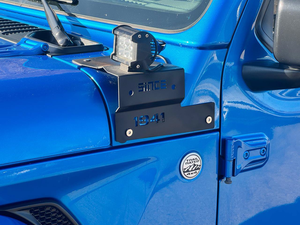 Used 2021 Jeep Wrangler Unlimited Sahara AWD/4WD image 13