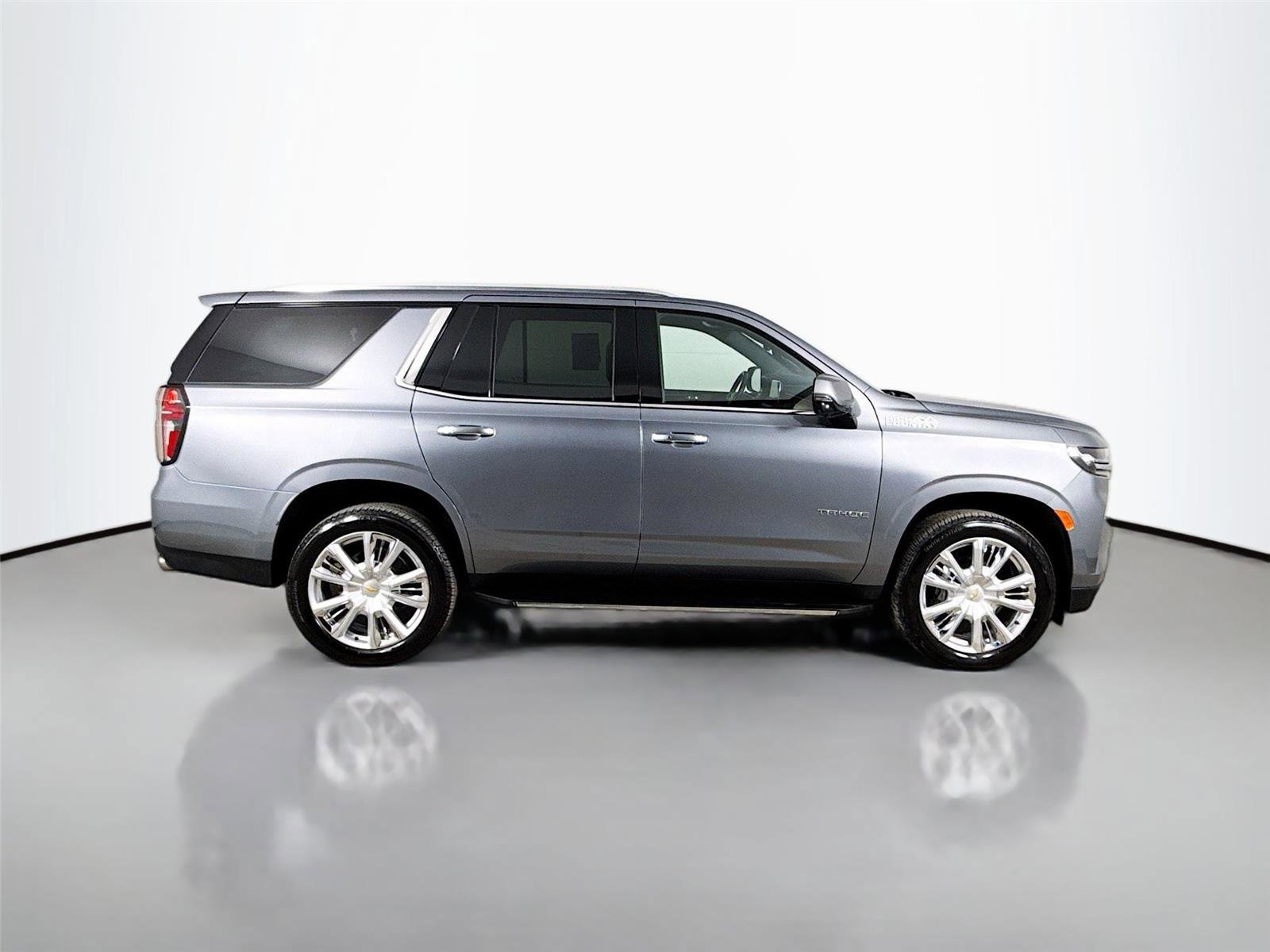 Used 2022 Chevrolet Tahoe High Country image 10