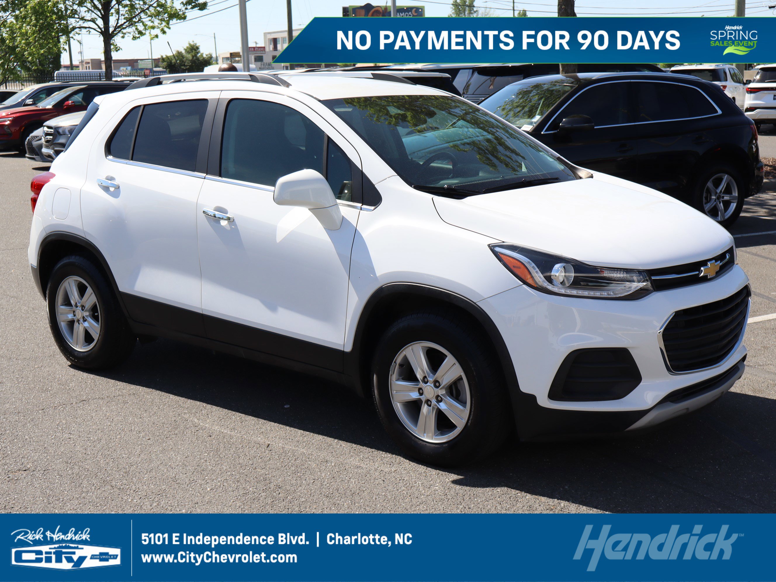 Used 2018 Chevrolet Trax LT w/ LT Convenience Package image 1