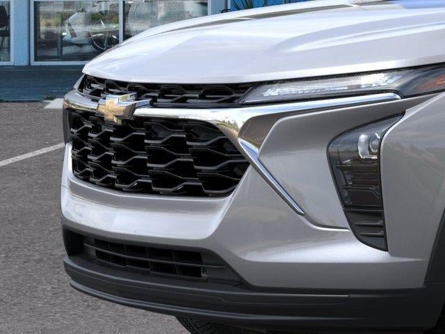 New 2026 Chevrolet Trax LS w/ LS Convenience Package FWD image 13