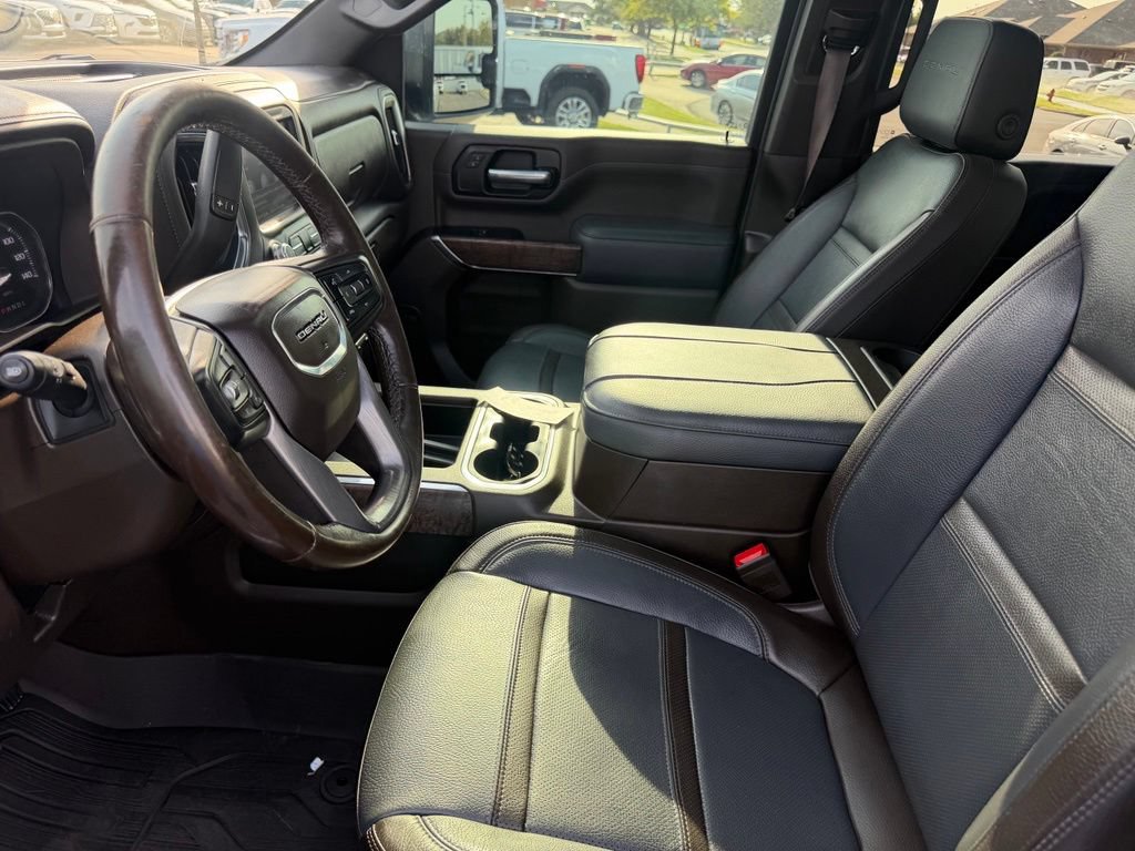 Used 2023 GMC Sierra 3500 Denali w/ Denali Ultimate Package AWD/4WD image 29