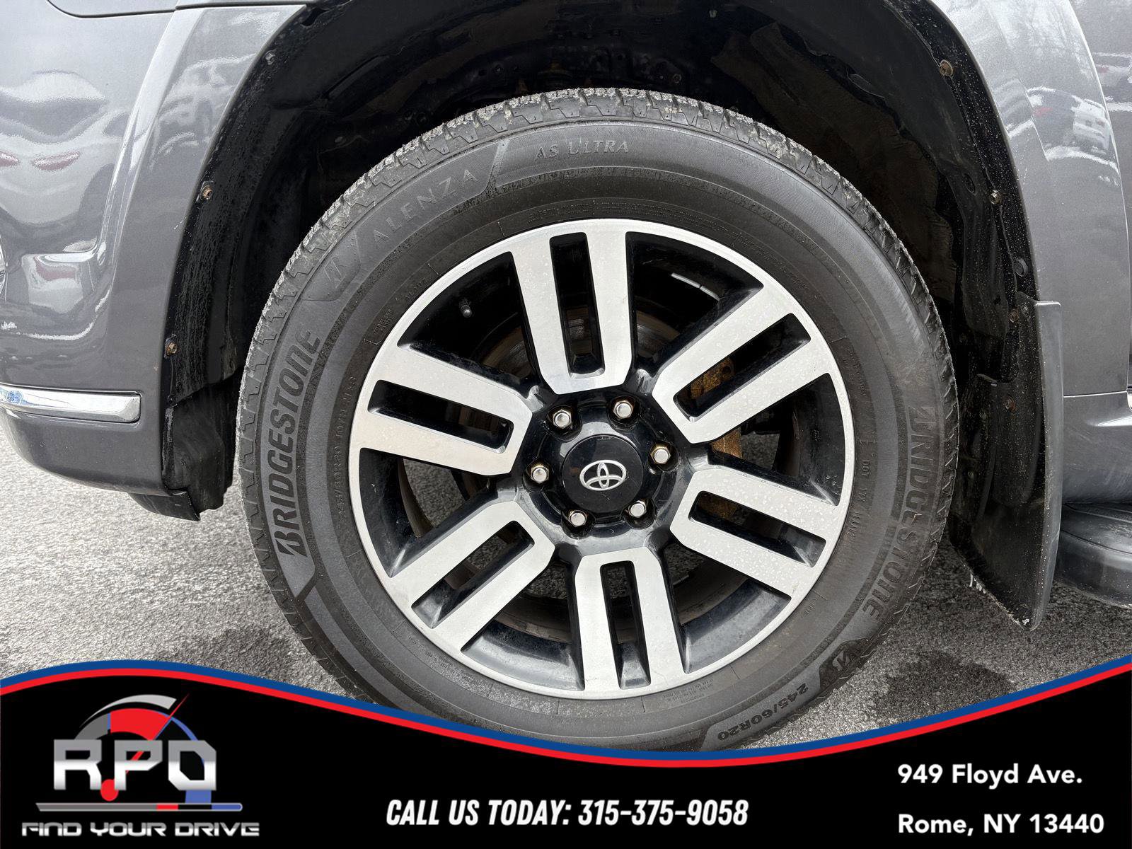 Used 2023 Toyota 4Runner Limited image 9