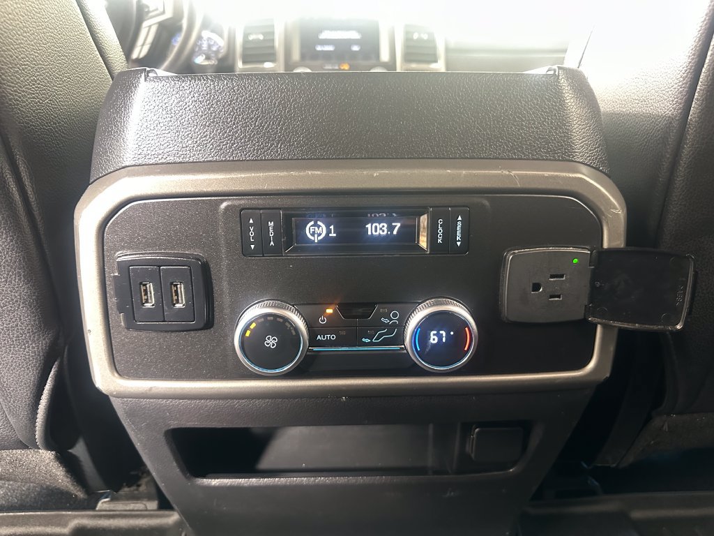 Used 2019 Ford Expedition XLT w/ Equipment Group 202A RWD image 24