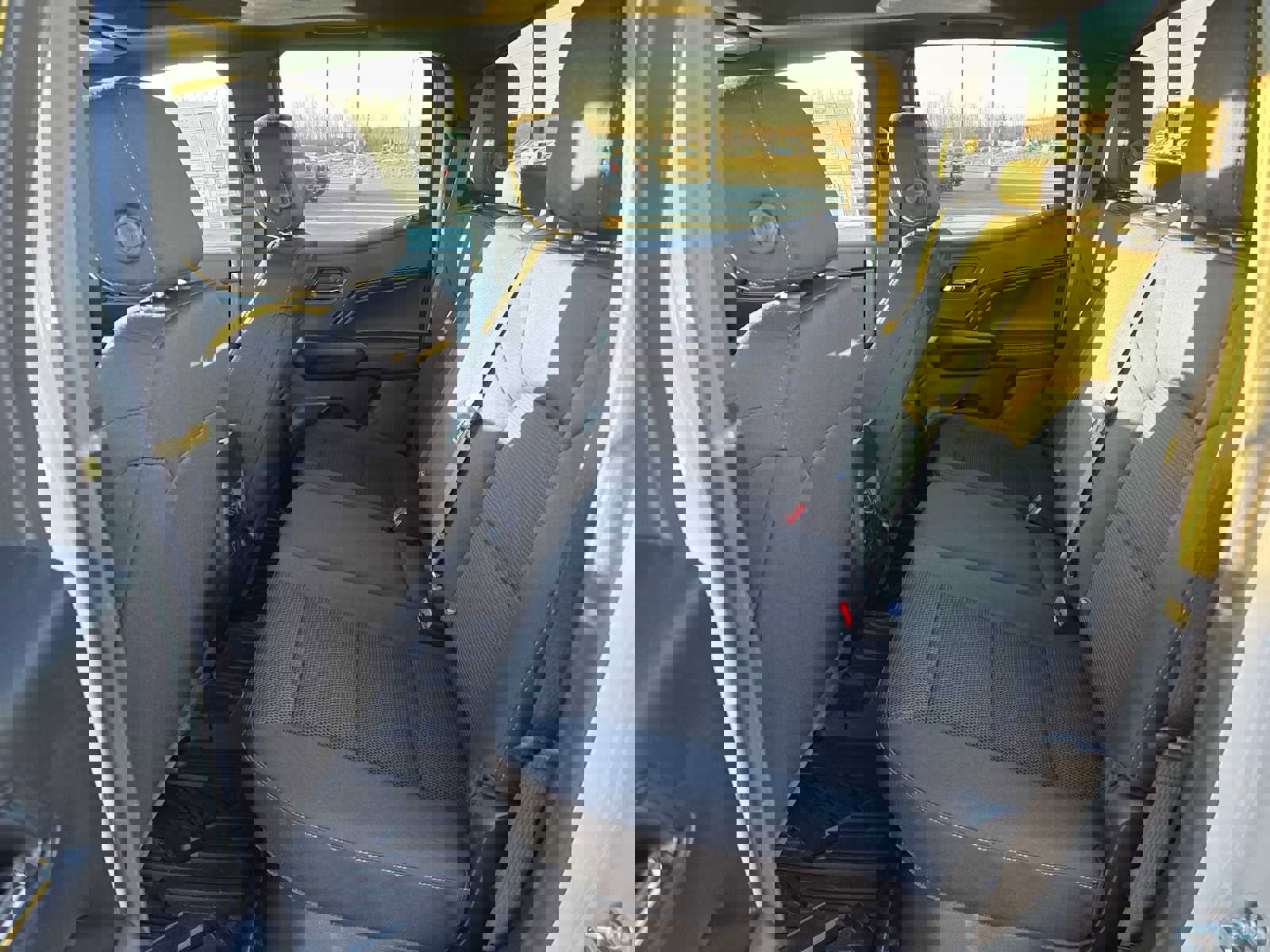 New 2026 GMC Canyon Elevation w/ Convenience Package image 16