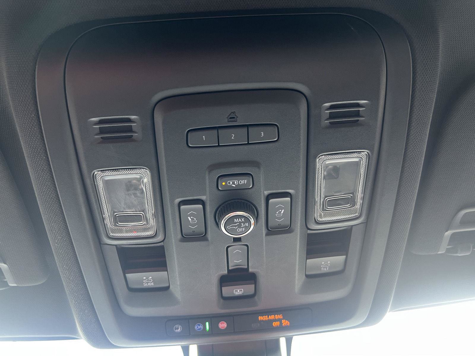 Used 2021 GMC Yukon AT4 w/ AT4 Premium Plus Package AWD/4WD image 34