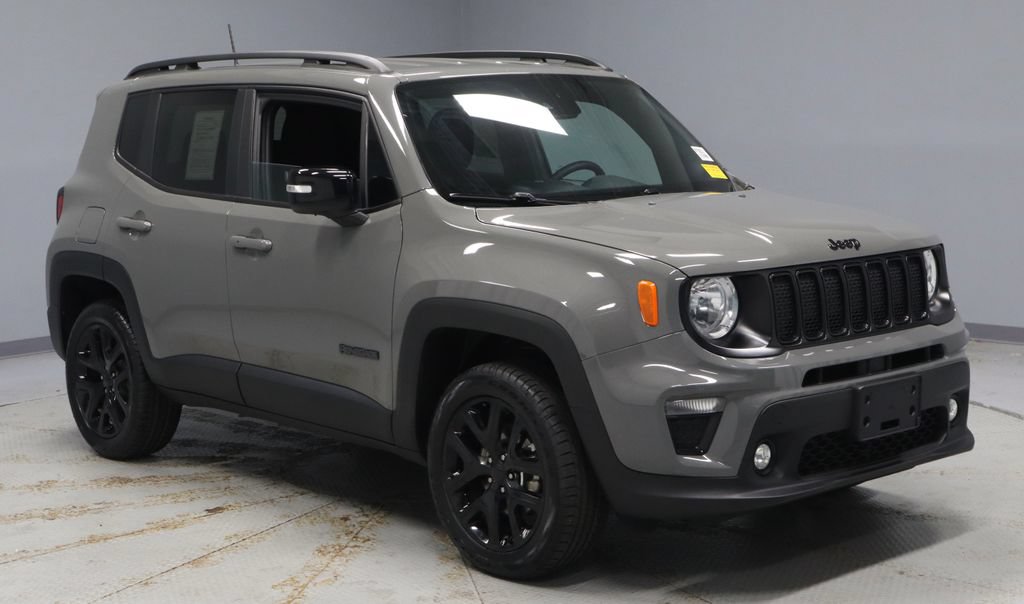 Used 2022 Jeep Renegade Altitude AWD/4WD video 1