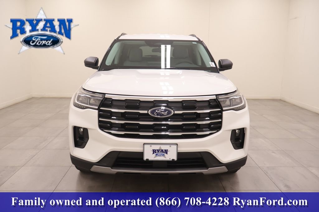 New 2026 Ford Explorer Active w/ Active Comfort Package image 7