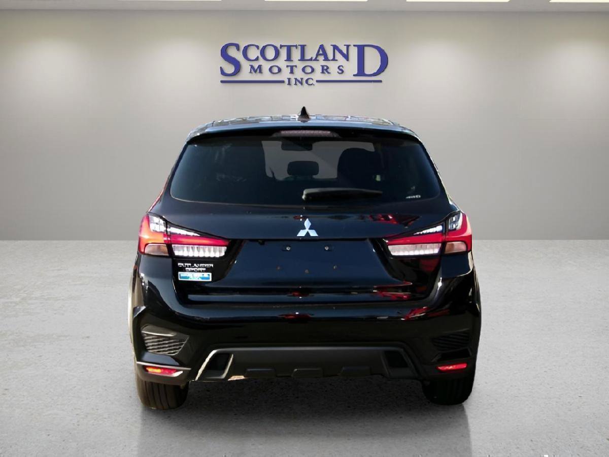 Used 2025 Mitsubishi Outlander Sport ES AWD/4WD image 7