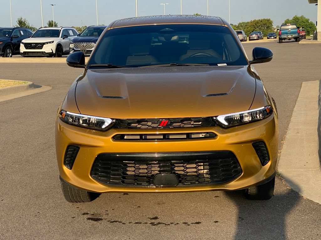 Used 2024 Dodge Hornet GT w/ GT Blacktop Package AWD/4WD image 2