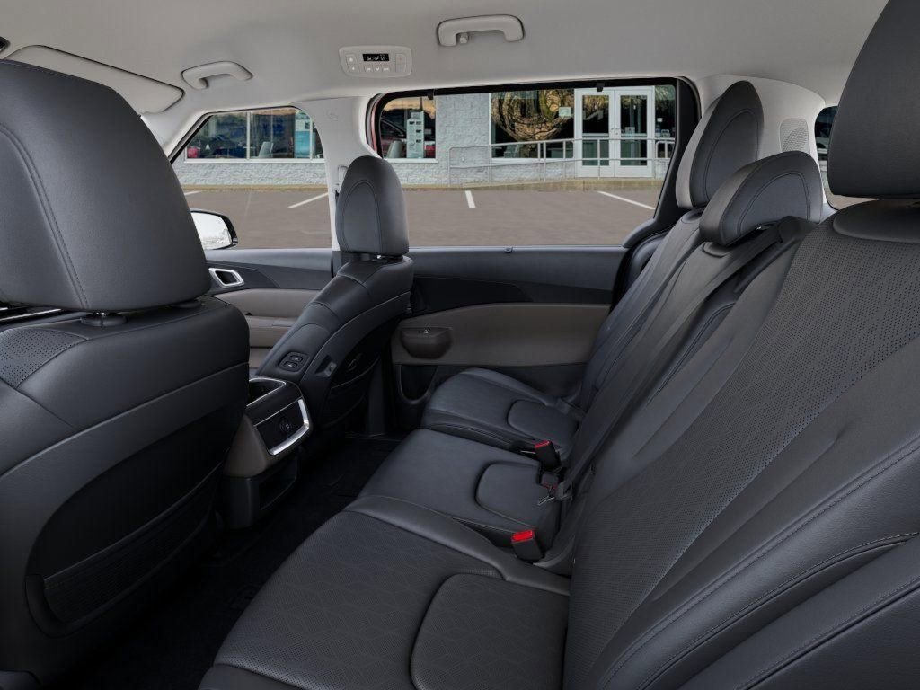 New 2026 Kia Carnival EX FWD image 18