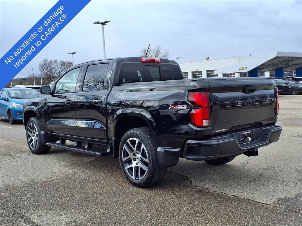 Used 2023 Chevrolet Colorado Z71 w/ Z71 Convenience Package 2 image 8