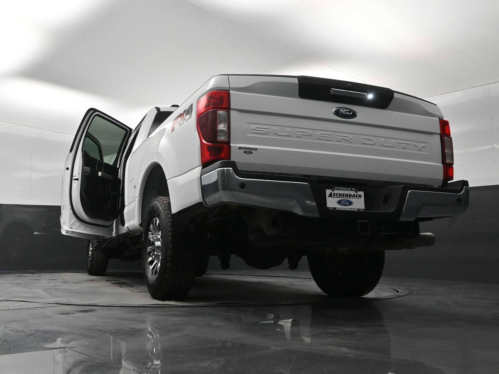 Used 2021 Ford F250 Lariat w/ Lariat Value Package image 28