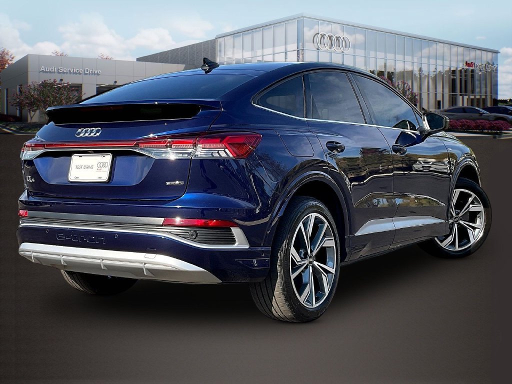 Used 2023 Audi Q4 e-tron Premium Plus w/ Premium Plus AWD/4WD image 7